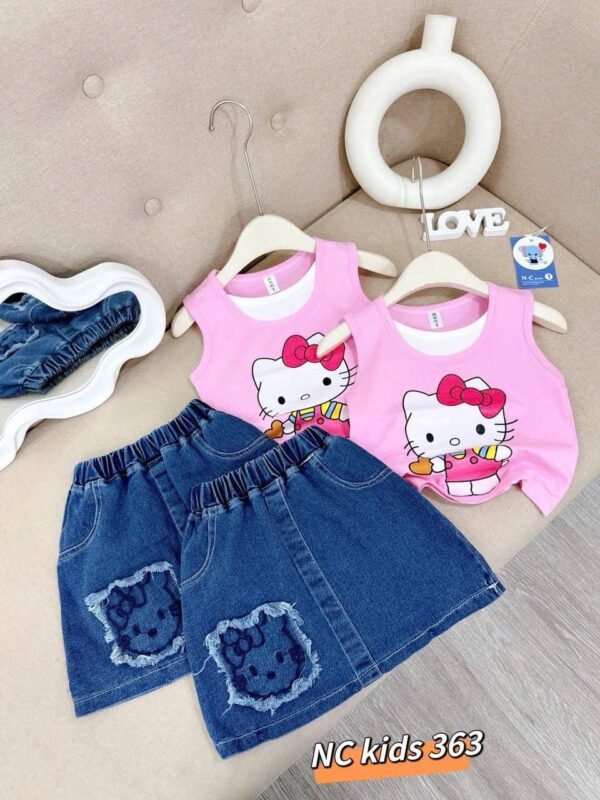 Hello Kitty 2-Piece Outfit