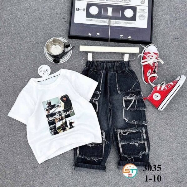 Canine Graphic Tee Outfit 3035