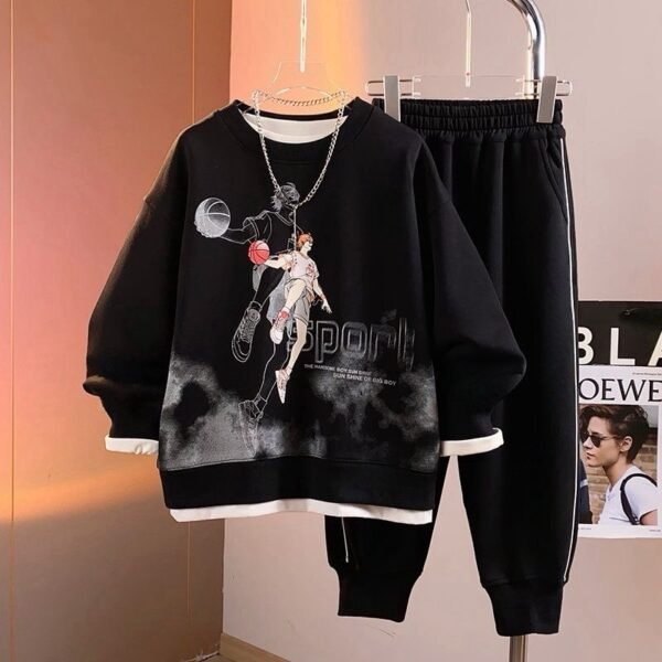 Comfy Black Sporty Sweatshirt and Joggers