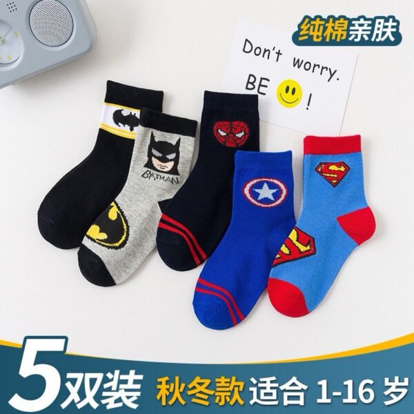 Superhero-themed kids' socks  4-6