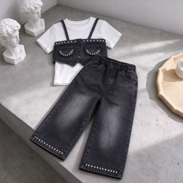 Girls Short-sleeved inner + vest + denim trousers